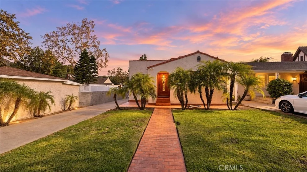 Unit for sale at 1722 Woodland Avenue, Glendale, CA 91208