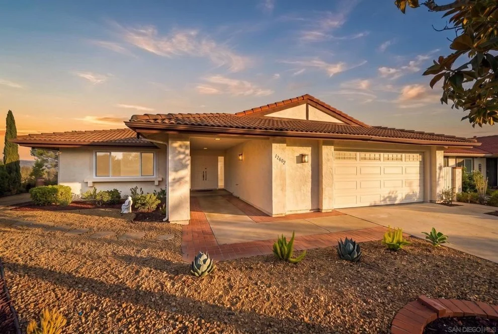 Unit for sale at 12602 Senda Acantilada, San Diego, CA 92128