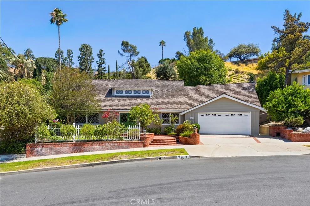 Unit for sale at 7971 Sangamon Avenue, Sun Valley, CA 91352