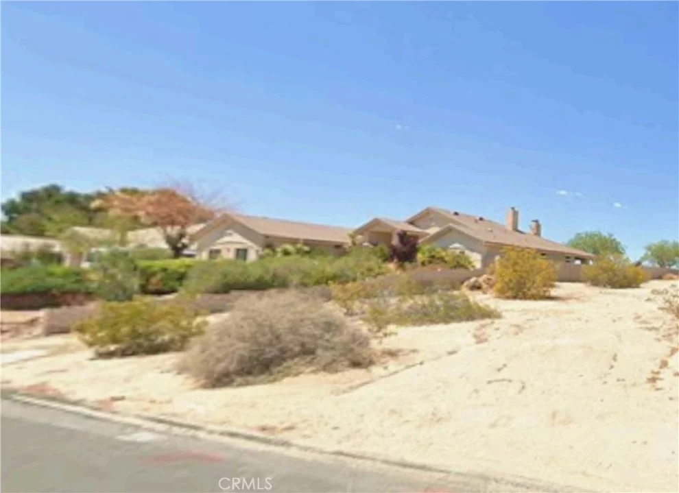 Unit for sale at 26682 Lakeview, Helendale, CA 92342