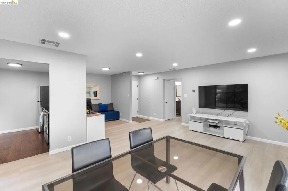 Unit for sale at 2400 Shadow Lane, Antioch, CA 94509