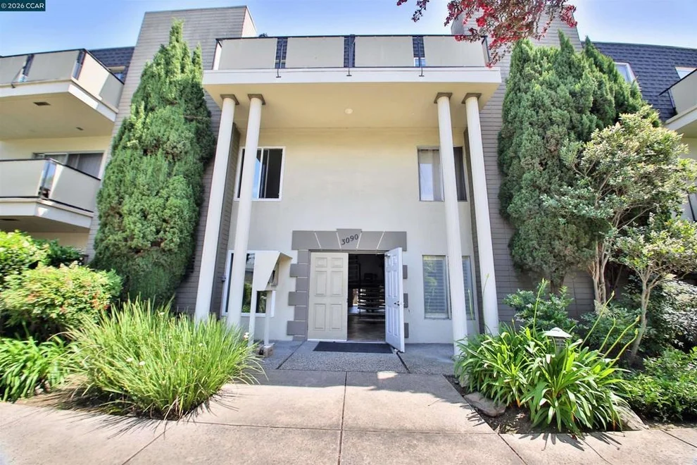 Unit for sale at 3090 Los Prados, San Mateo, CA 94403