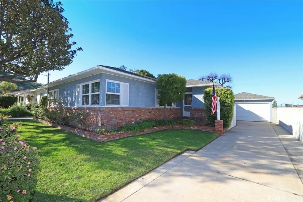 Unit for sale at 8331 Valecrest Drive, Los Angeles, CA 91352