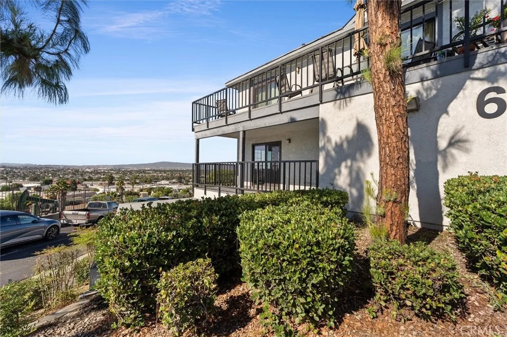 Unit for sale at 2599 Walnut, Signal Hill, CA 90755