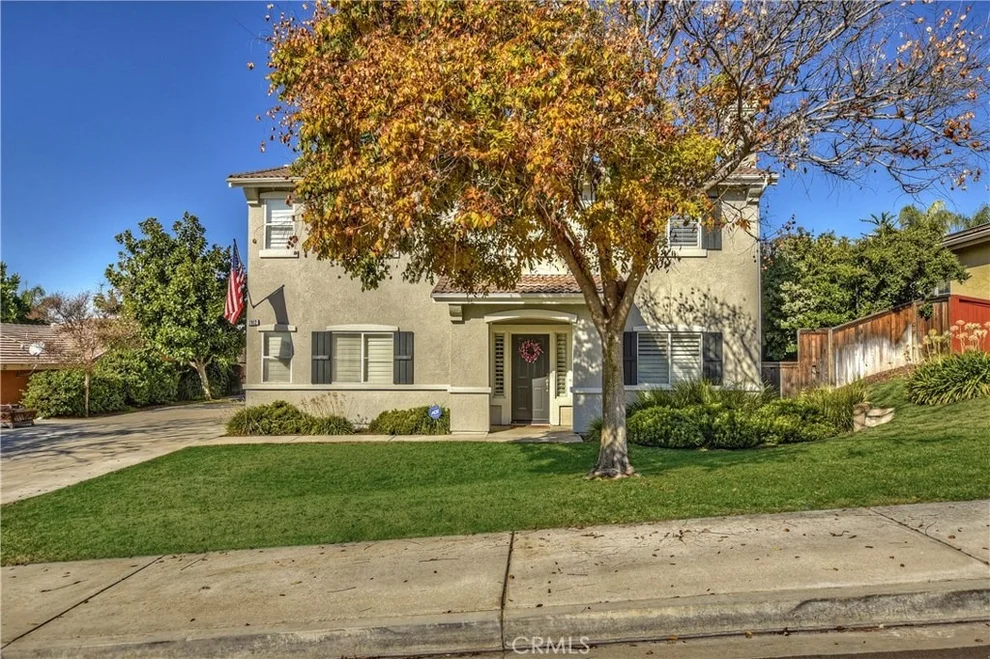 Unit for sale at 7812 Calle Carrisa Street, Highland, CA 92346