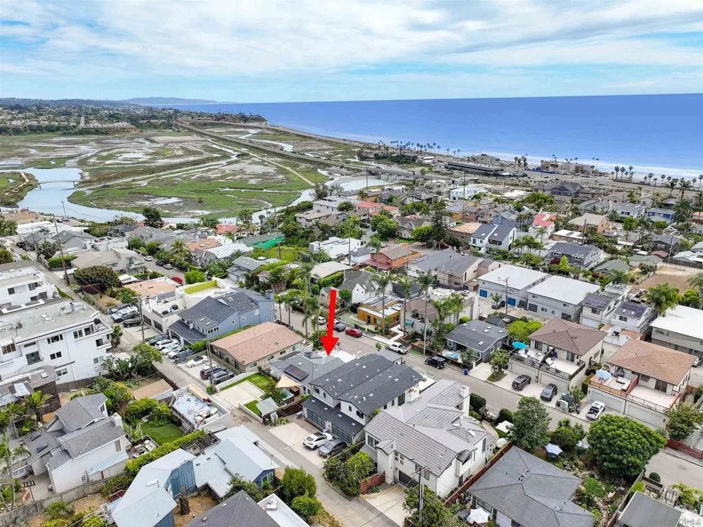 Unit for sale at 2449 Manchester Ave, Cardiff By The Sea, CA 92007