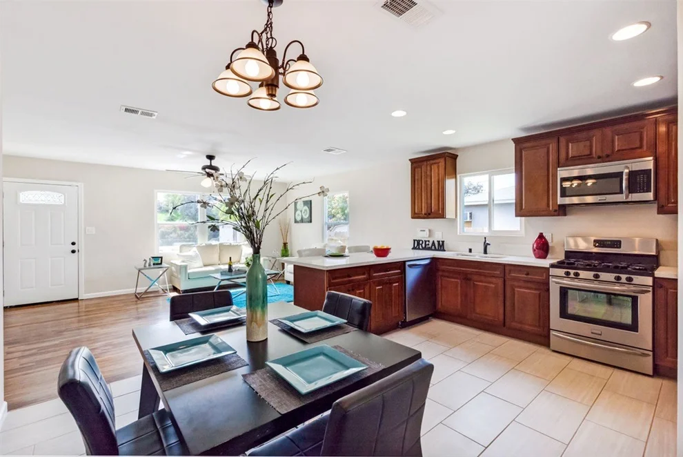 Unit for sale at 7282 University Ave, La Mesa, CA 91942