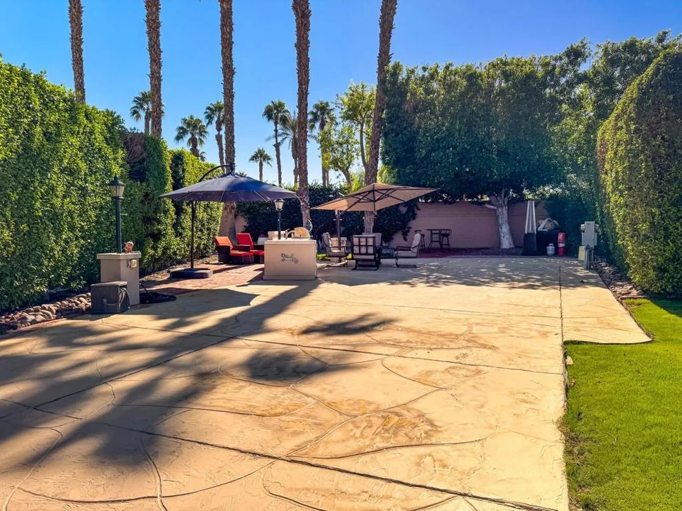 Unit for sale at 80394 Avenue 48, Indio, CA 92201