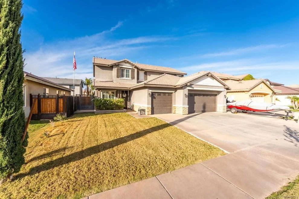 Unit for sale at 226 Quail Run Dr, El Centro, CA 92243