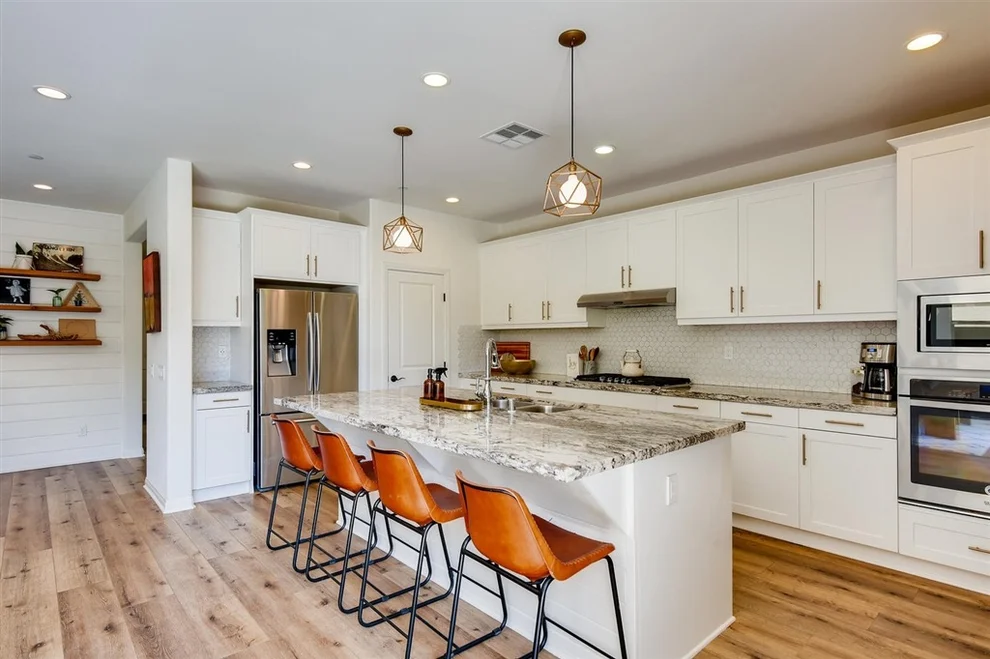 Unit for sale at 2822 Fishers Pl, Escondido, CA 92029