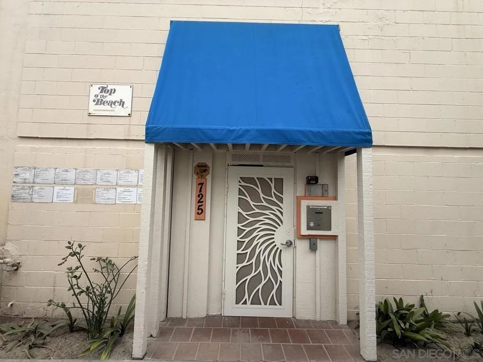 Unit for sale at 725 Redondo Ct, San Diego, CA 92109