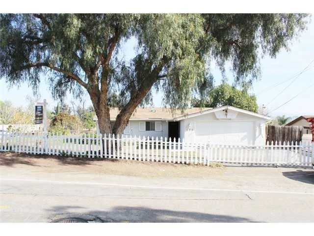 Unit for sale at 925 Highland Drive, Vista, CA 92083