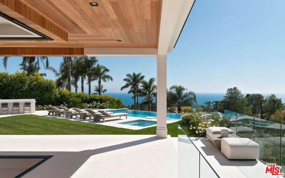 Unit for sale at 5819 Filaree, Malibu, CA 90265
