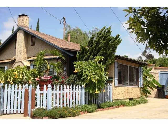 Unit for sale at 308 W Robinson Avenue, San Diego, CA 92103