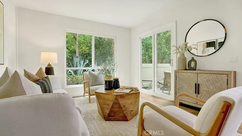 Unit for sale at 25652 Rimgate, Lake Forest, CA 92630