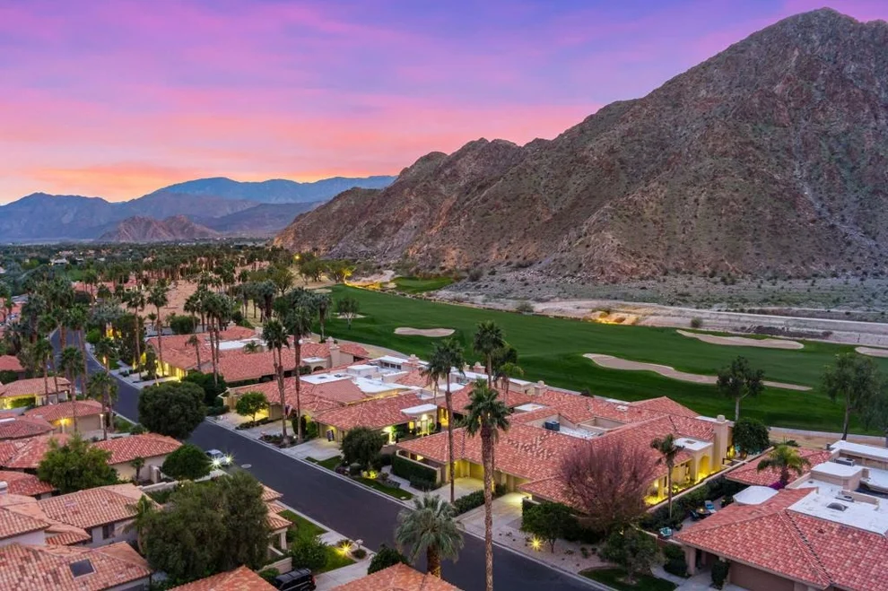 Unit for sale at 54745 Riviera, La Quinta, CA 92253