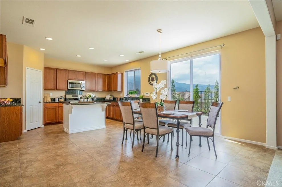 Unit for sale at 10958 Clover Circle, Corona, CA 92883