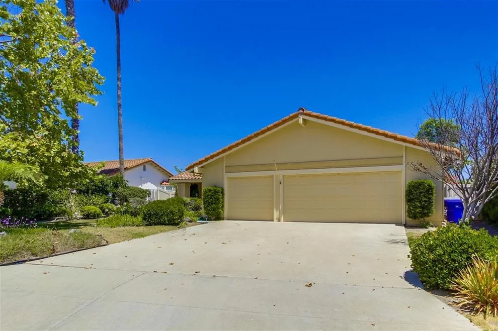 Unit for sale at 1112 Santa Madera, Solana Beach, CA 92075