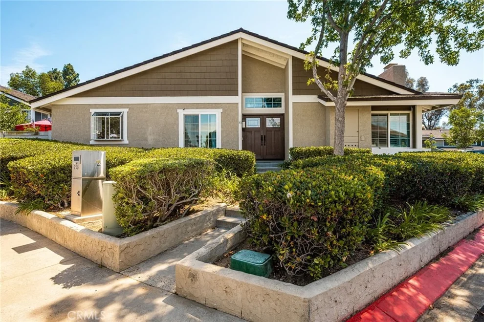 Unit for sale at 73 Weepingwood, Irvine, CA 92614