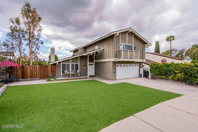 Unit for sale at 1996 Meadow Brook Court, Thousand Oaks, CA 91362