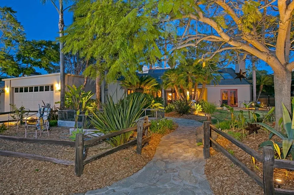 Unit for sale at 2035 Via Tiempo, Cardiff By The Sea, CA 92007