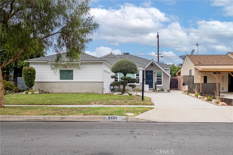 Unit for sale at 9440 Brookpark Rd, Downey, CA 90240