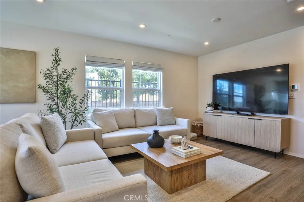 Unit for sale at 6392 Sierra Vista, Fontana, CA 92336