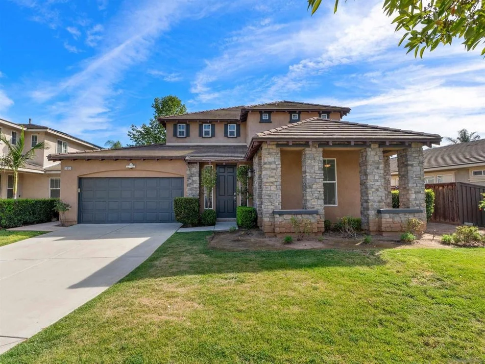 Unit for sale at 3013 Wohlford Dr, Escondido, CA 92027