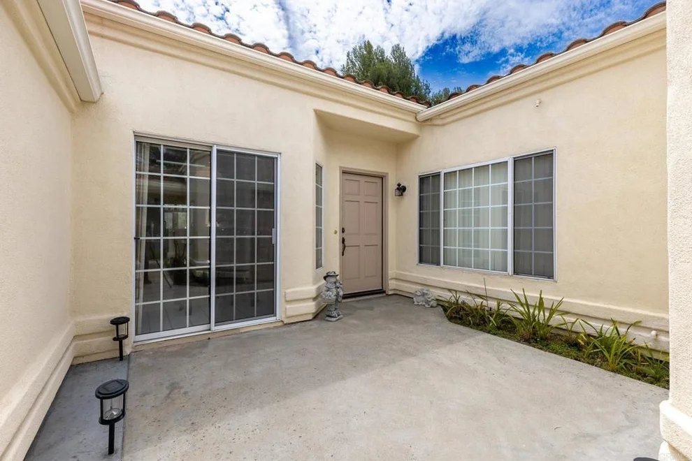 Unit for sale at 29665 Castle Creek Ln, Escondido, CA 92026