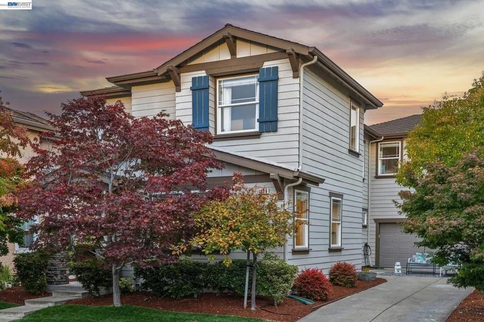 Unit for sale at 1836 OHLONE STREET, Alameda, CA 94501