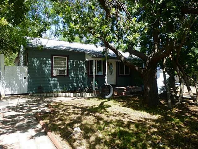 Unit for sale at 251 East Drive, Vista, CA 92083