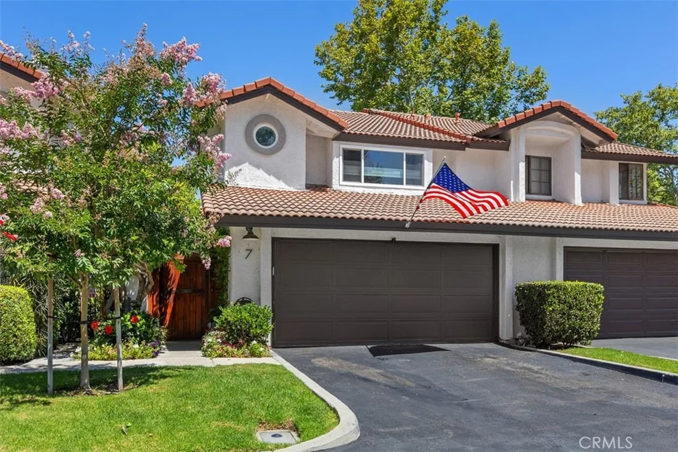 Unit for sale at 7 Shadow Hill, Laguna Hills, CA 92653