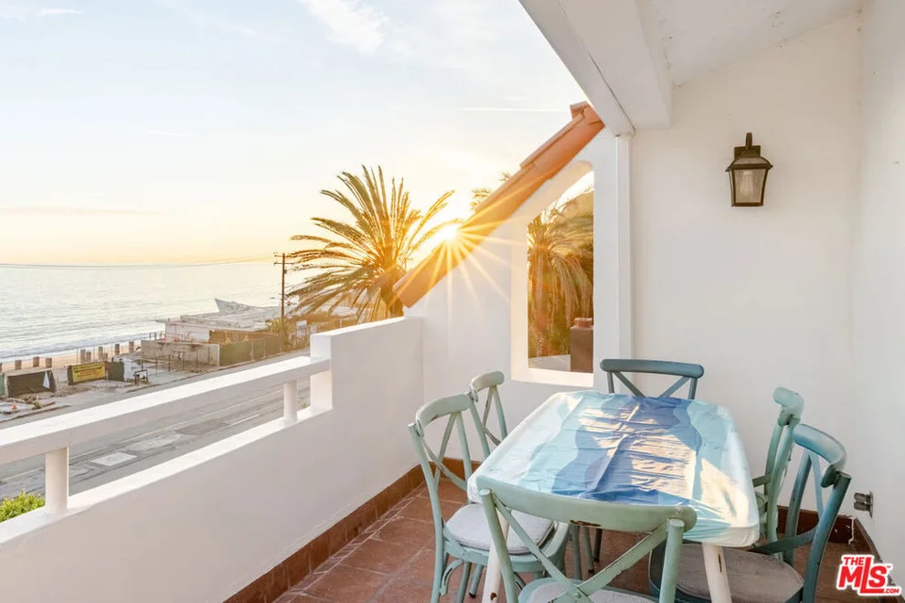 Unit for sale at 21625 Pacific Coast Highway, Malibu, CA 90265