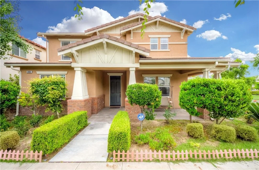 Unit for sale at 2090 Hetebrink Street, Fullerton, CA 92833