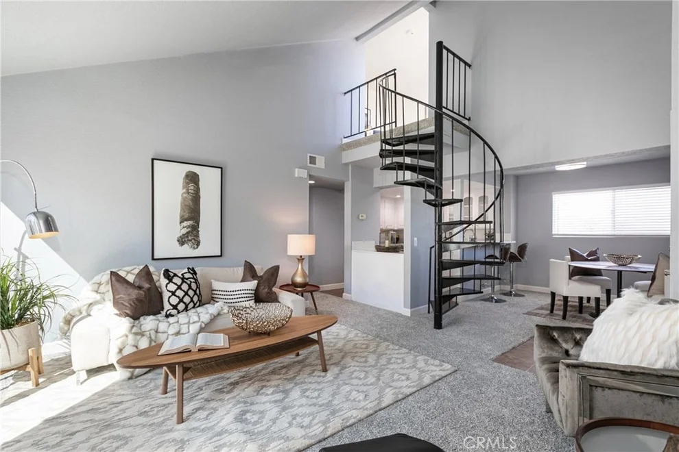 Unit for sale at 1919 E Beverly Way, Long Beach, CA 90802