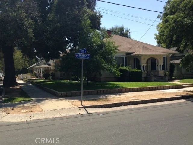 Unit for sale at 256 S Eureka Street, Redlands, CA 92373