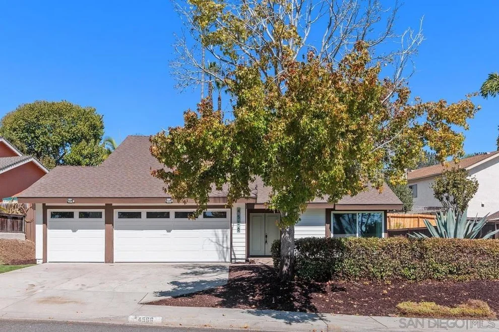 Unit for sale at 4566 Hancock Cir, Oceanside, CA 92056