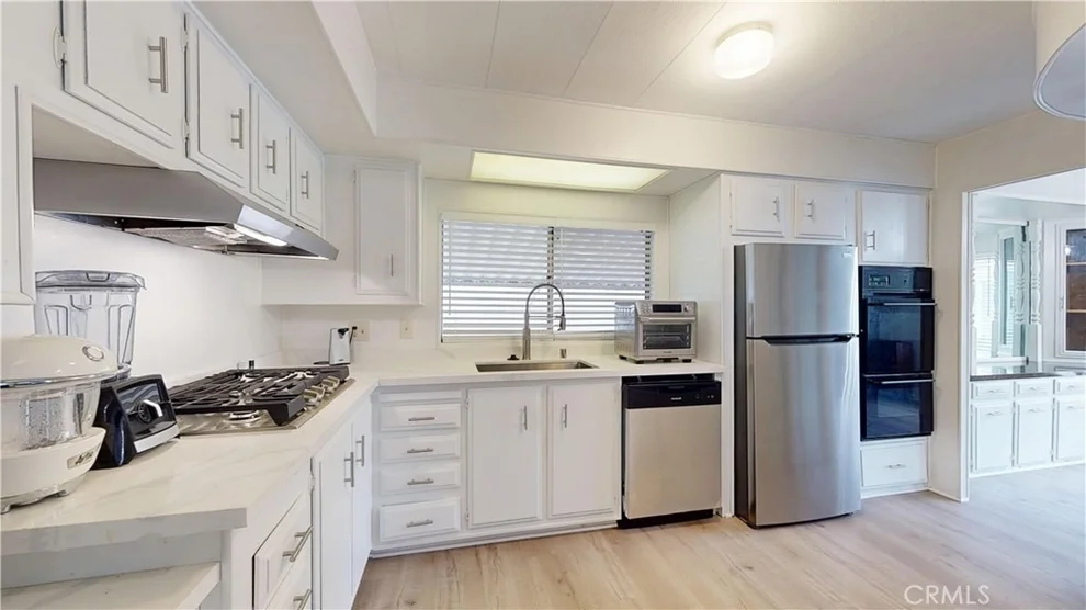 Unit for sale at 3595 Santa Fe Ave, Long Beach, CA 90810