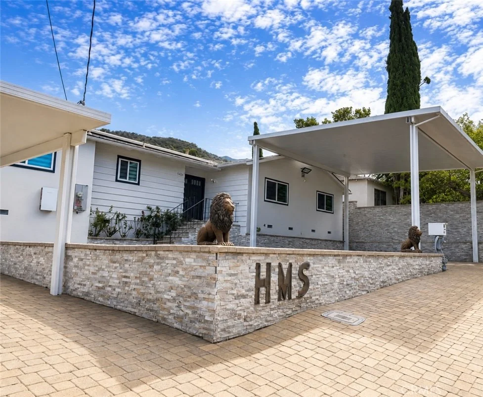 Unit for sale at 6563 Day, Tujunga, CA 91042