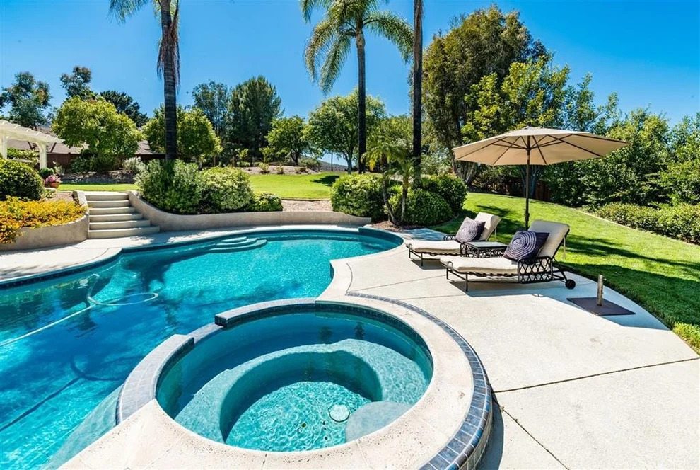 Unit for sale at 412 Santa Marina Ct, Escondido, CA 92029