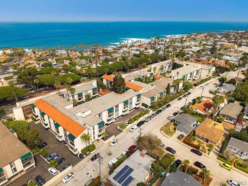 Unit for sale at 6455 La Jolla Blvd, La Jolla, CA 92037