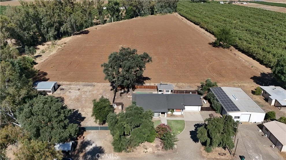 Unit for sale at 3289 Fresno, Le Grand, CA 95333