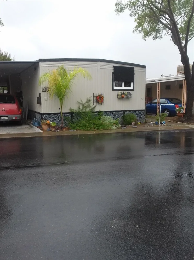 Unit for sale at 4782 Old Cliffs Rd., San Diego, CA 92120