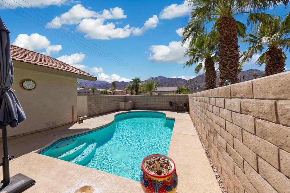 Unit for sale at 53940 Avenida Velasco, La Quinta, CA 92253