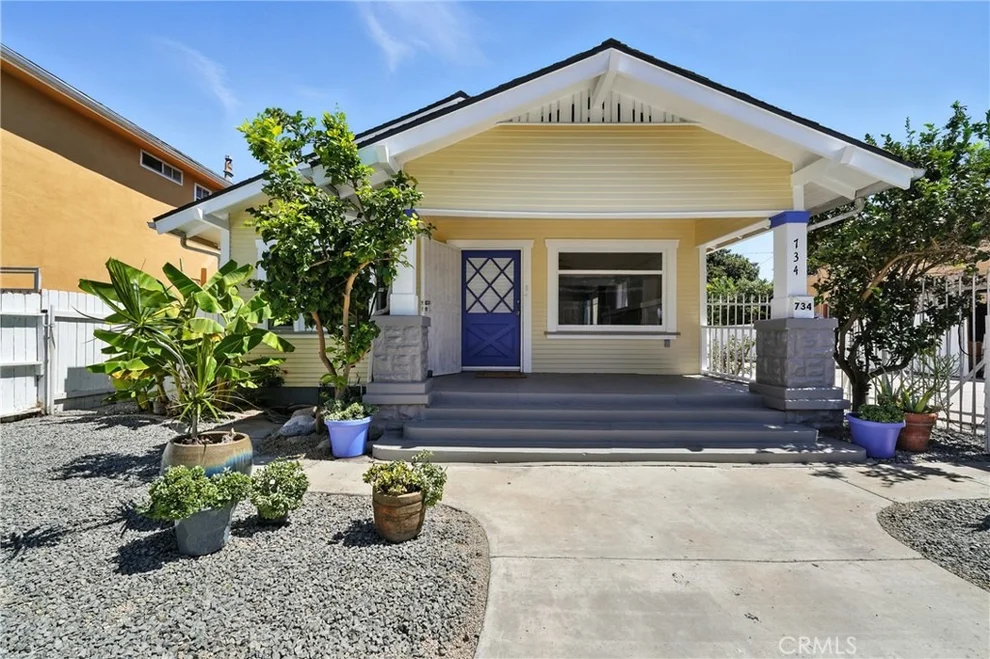Unit for sale at 732 Saint Louis Avenue, Long Beach, CA 90804