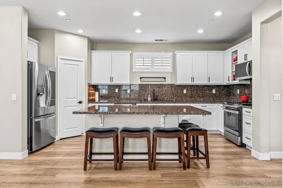 Unit for sale at 2207 Antonio Dr, Chula Vista, CA 91915