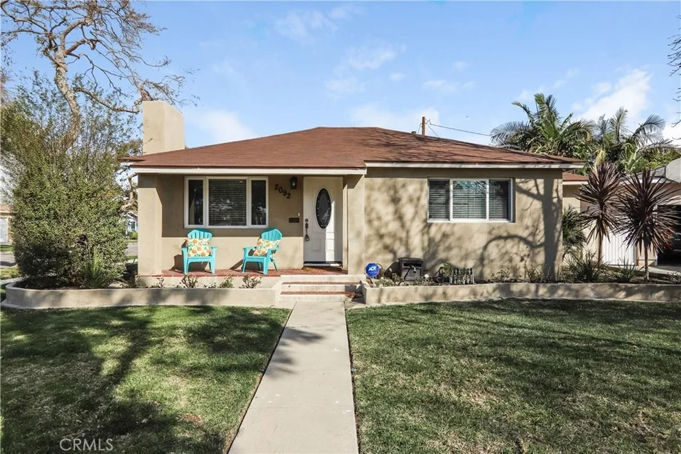 Unit for sale at 2092 Carfax Avenue, Long Beach, CA 90815