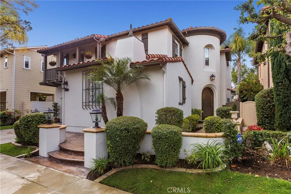 Unit for sale at 40 Winfield Drive, Ladera Ranch, CA 92694