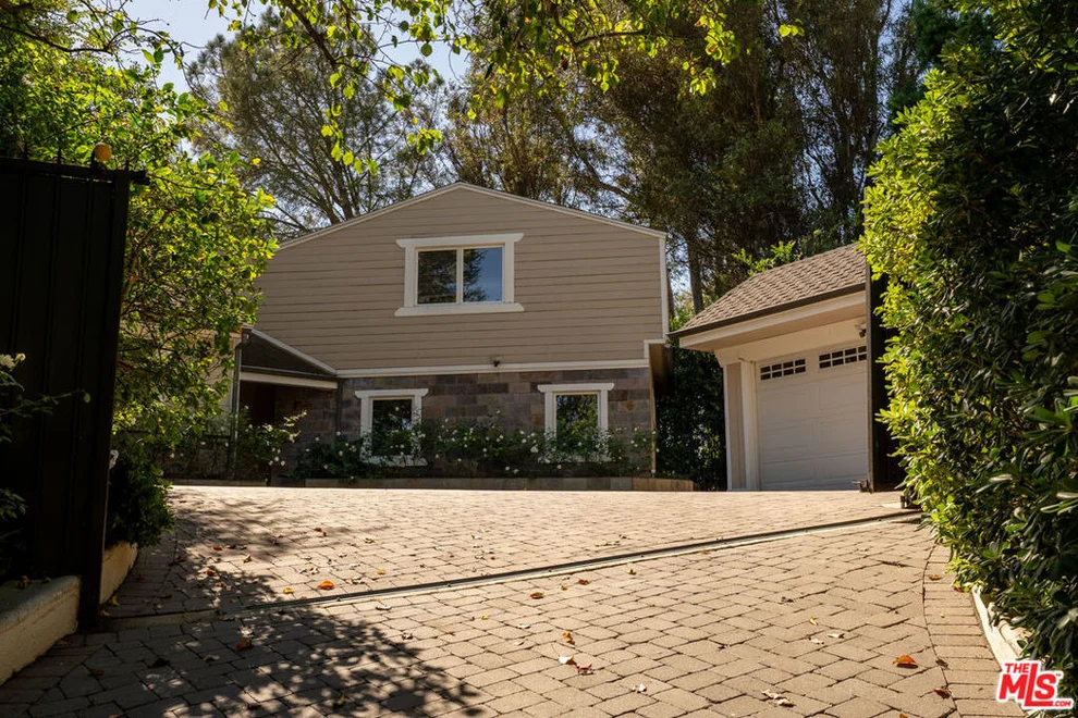 Unit for sale at 12750 Mulholland Drive, Beverly Hills, CA 90210