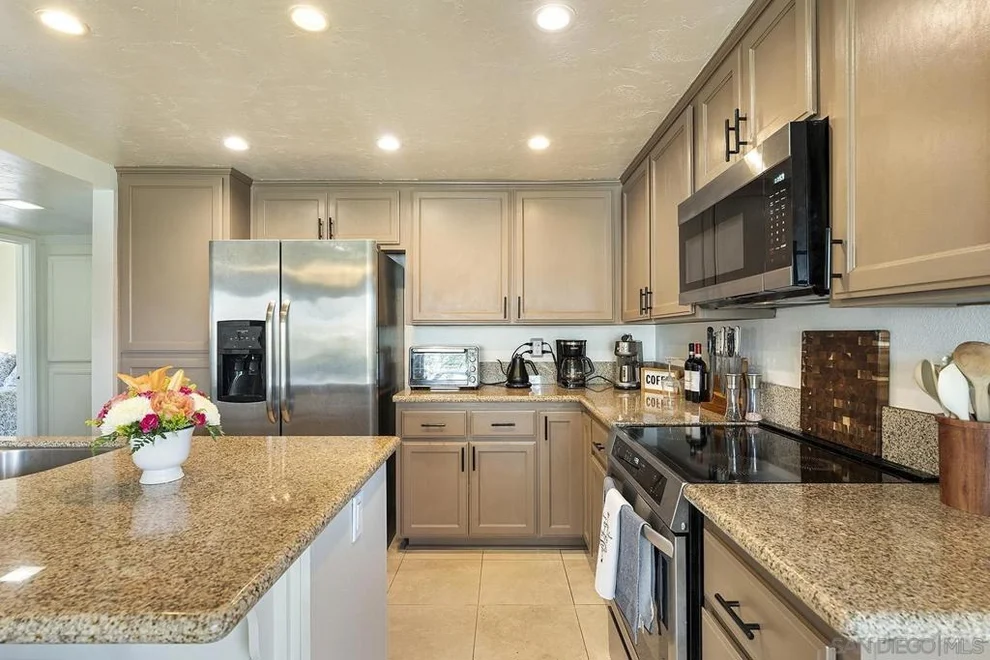 Unit for sale at 355 N Melrose Dr N, Vista, CA 92083
